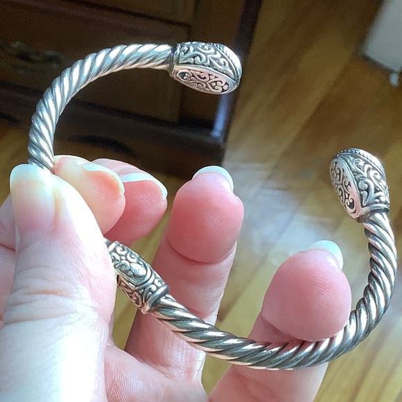 Stunning 925 Green Amethyst Hinged Bangle - Picture 8 of 8